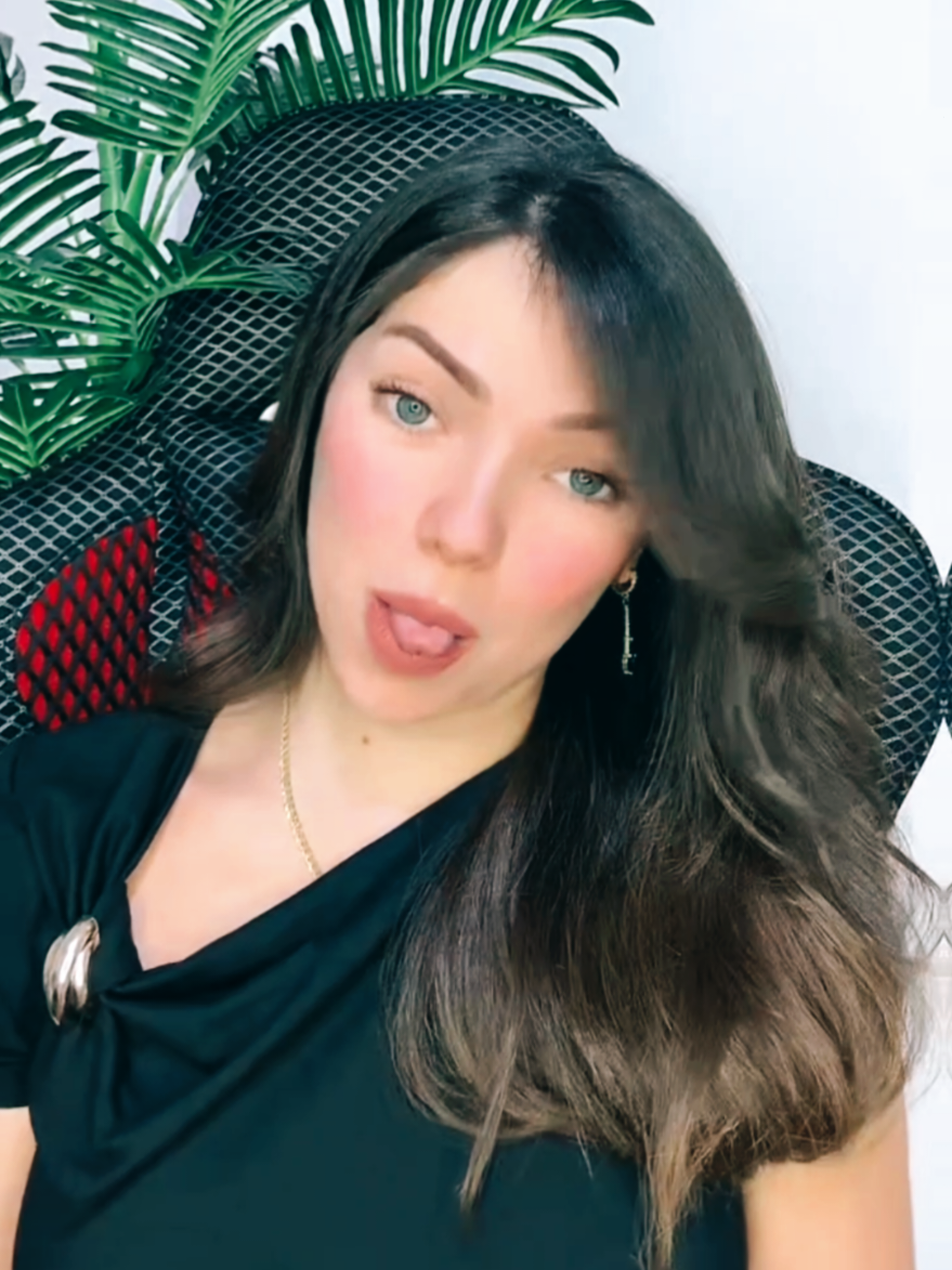 @Amira 🐎🔥👑لعيون مروة 👑