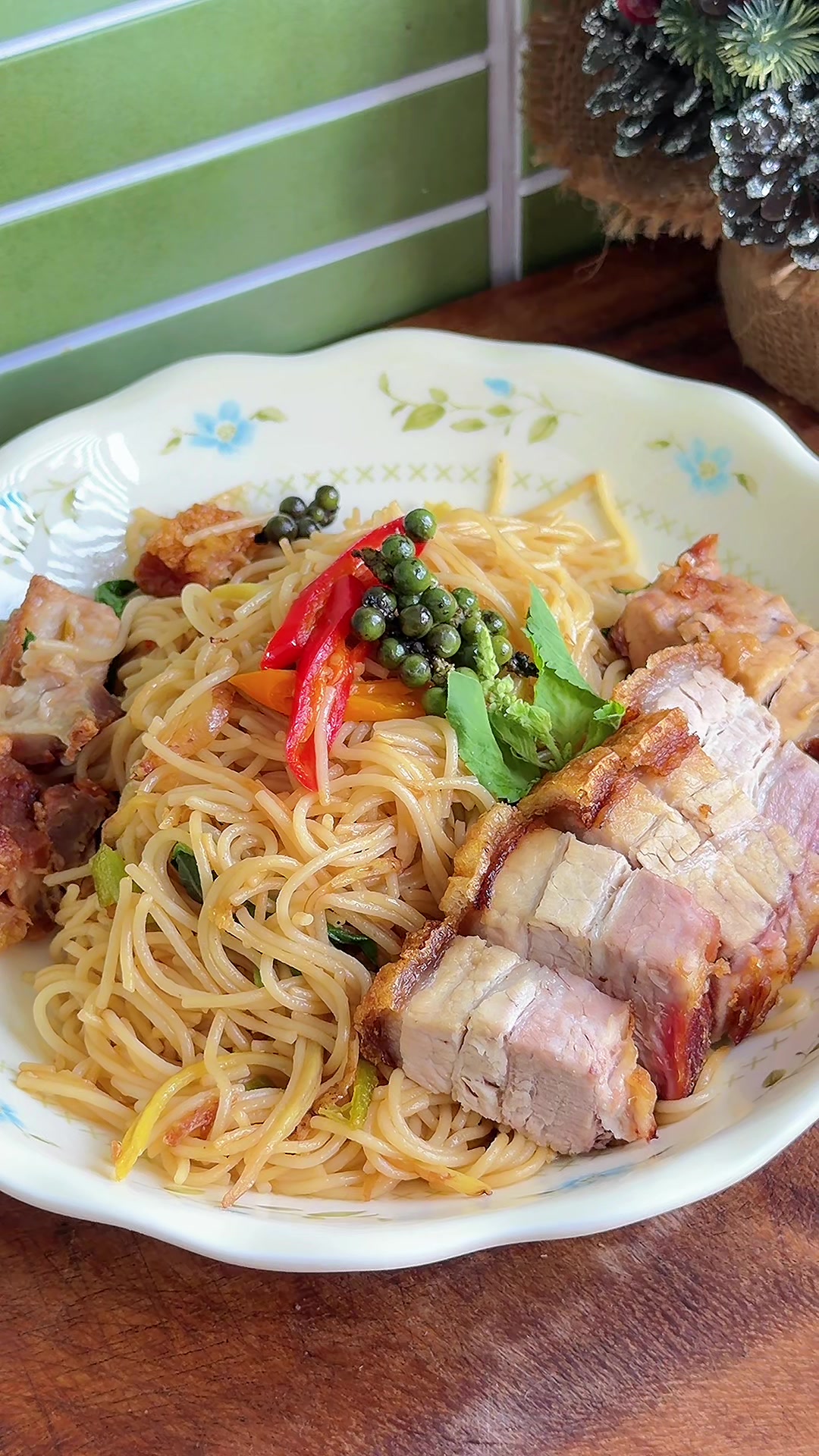 @กิ่งทำอาหารให้แฟน👩🏻🍳🍱