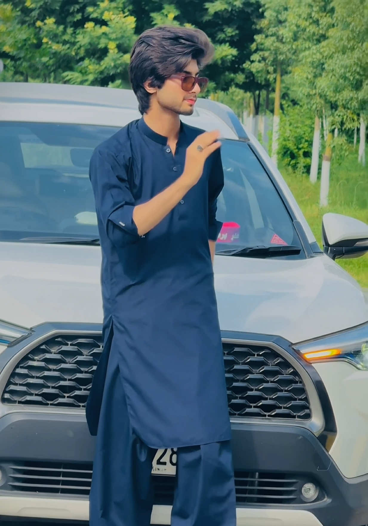 @Shahid_loyal2