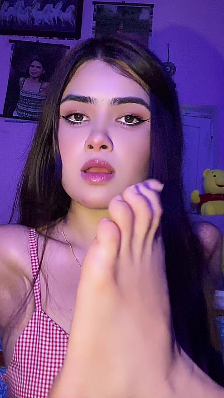 @Armless girl 👧 🦋❤️🔥🦋