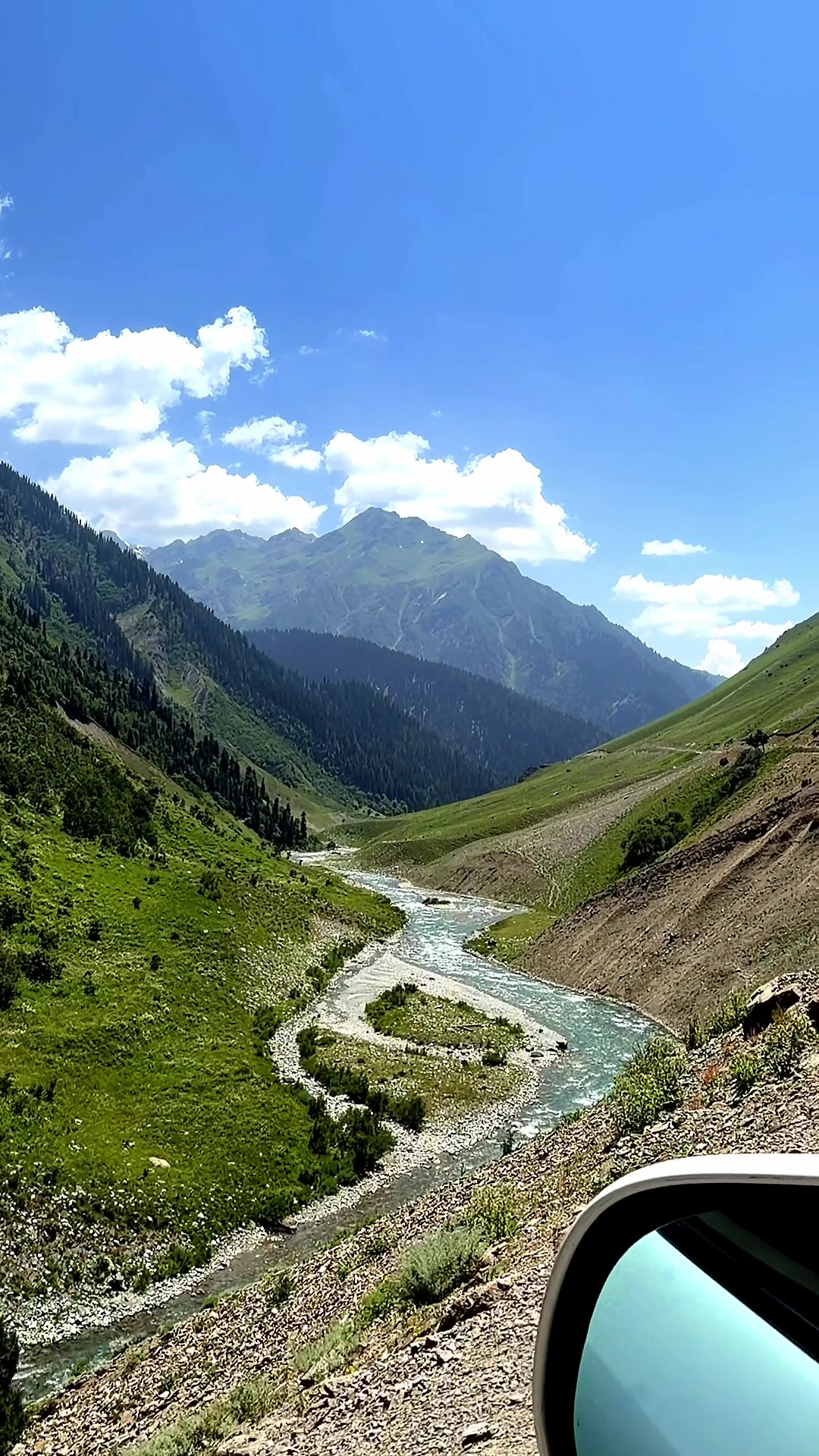@travelwithbilal