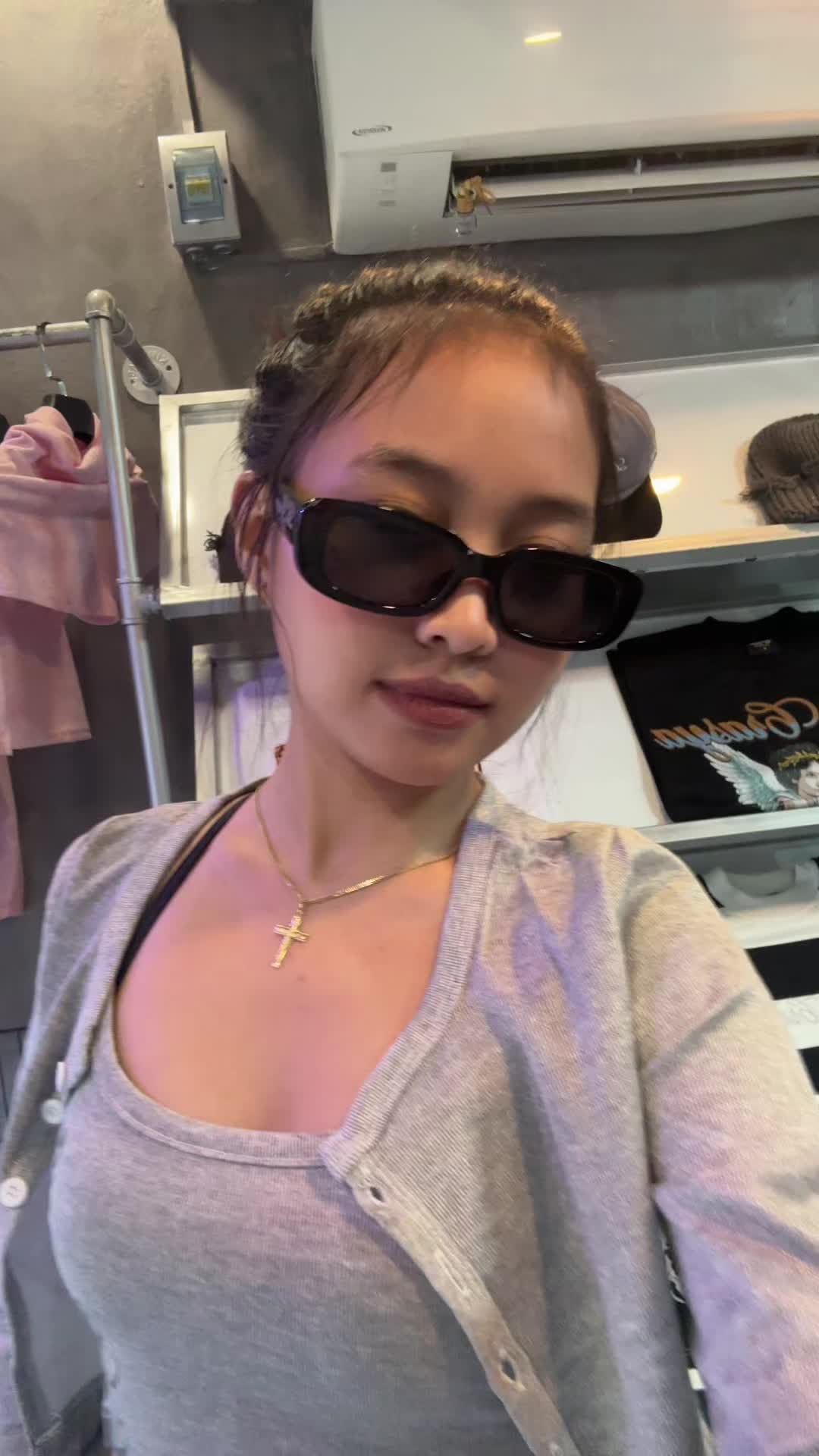 @zumi...