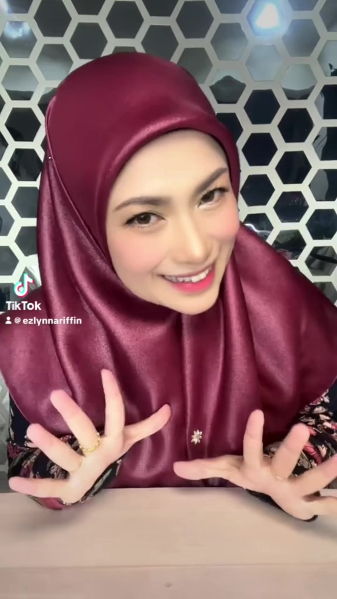 @ezlynnariffin