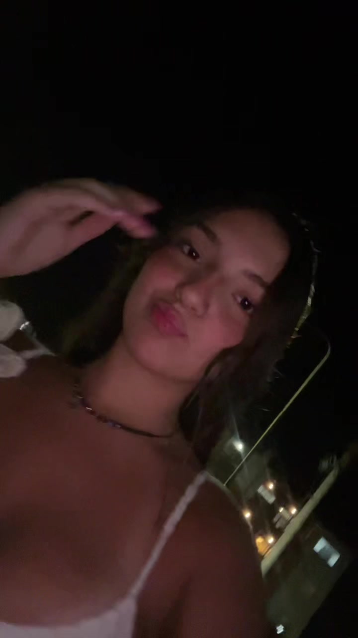 @Caroo