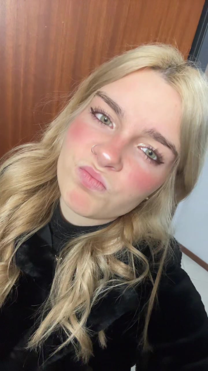 @Azu Mart&iacute;nez 💙