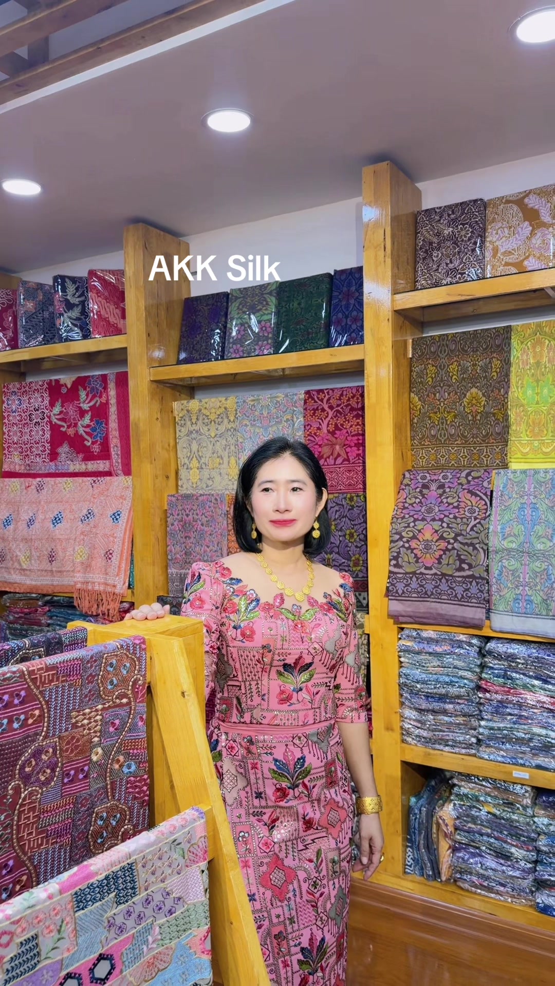 @Akk Silk (official account)