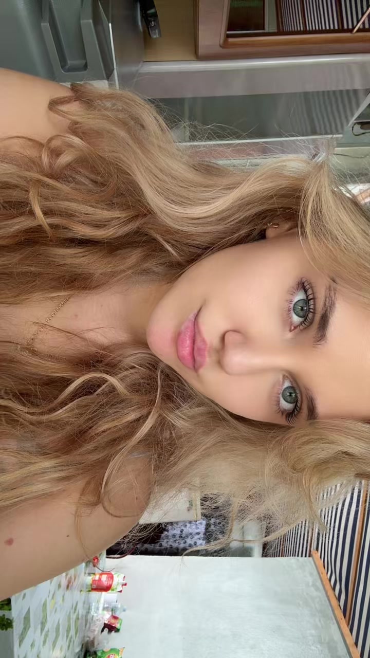 @полина андреевна