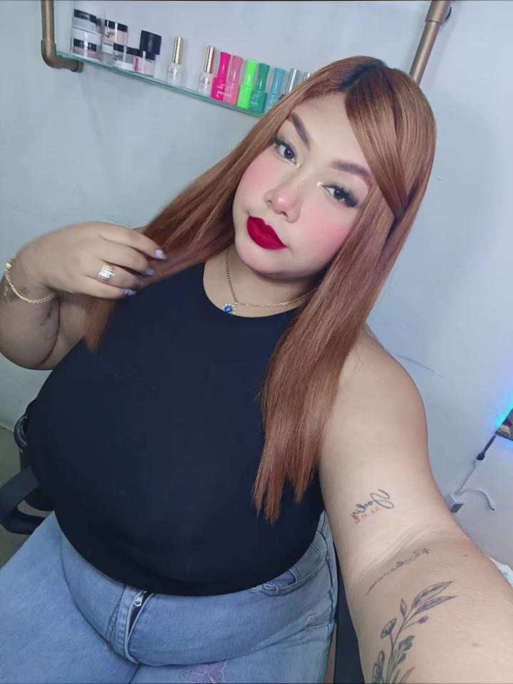 @👩🏻&zwj;🦰✨