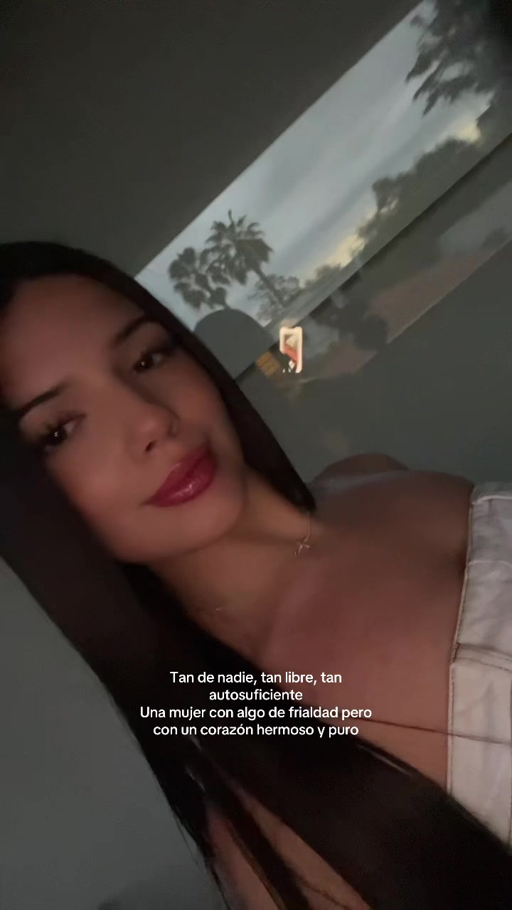 @𝒱𝒶𝓃𝑒𝓈𝓈𝒶