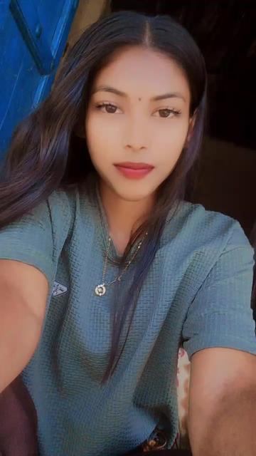@Bhojpuri Queen 👰