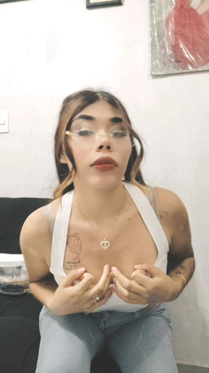 @Abigail R. R