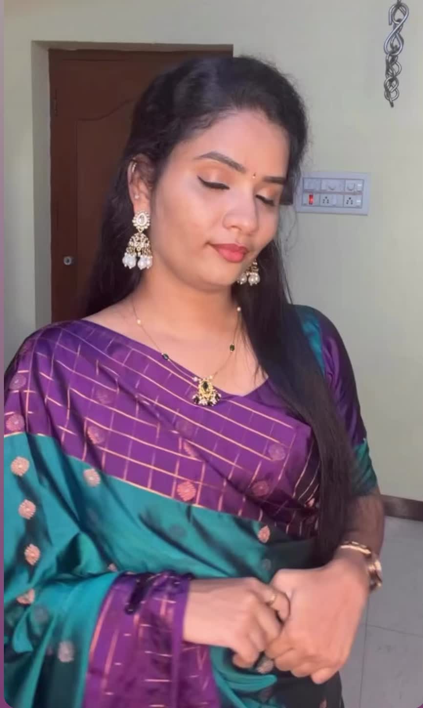 @தர்சினி