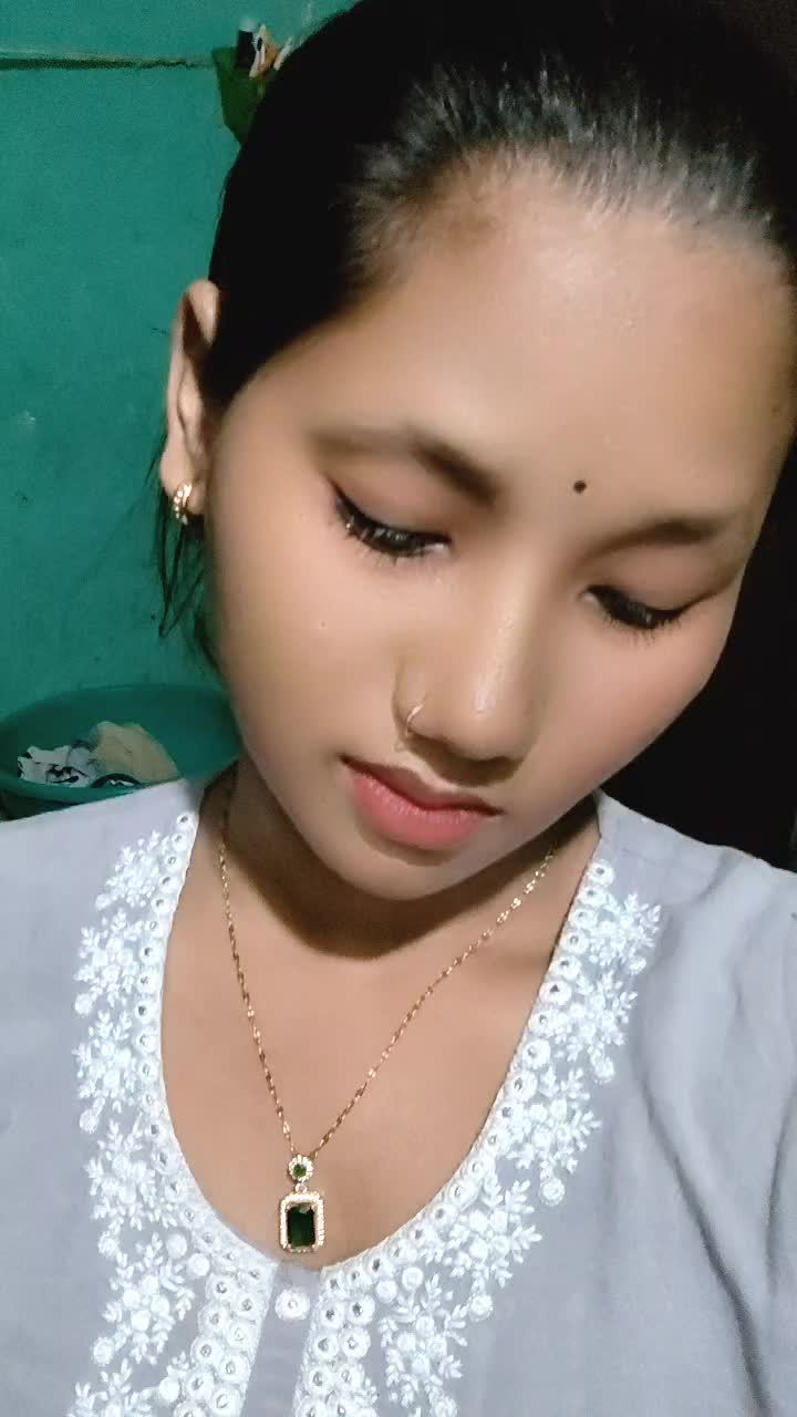 @🦋Alone 🍁girl🦋🥀❤🩹💋