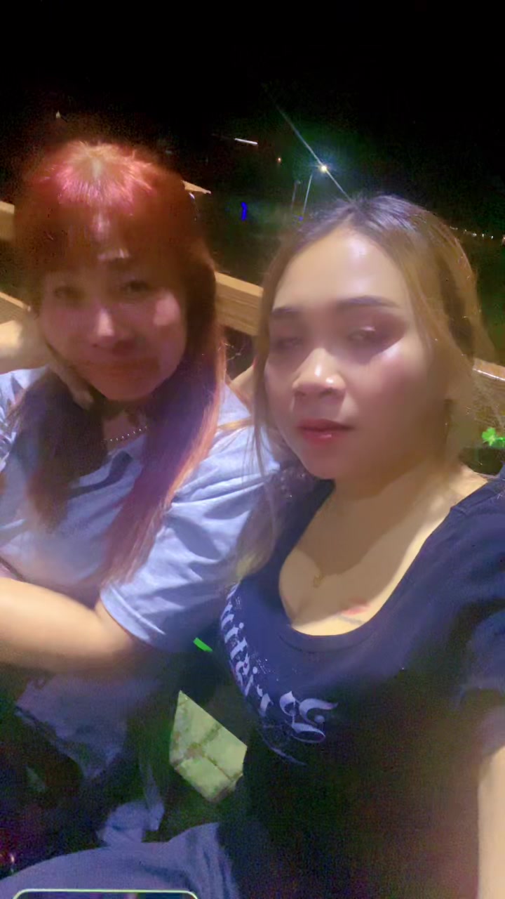 @Nh Jg