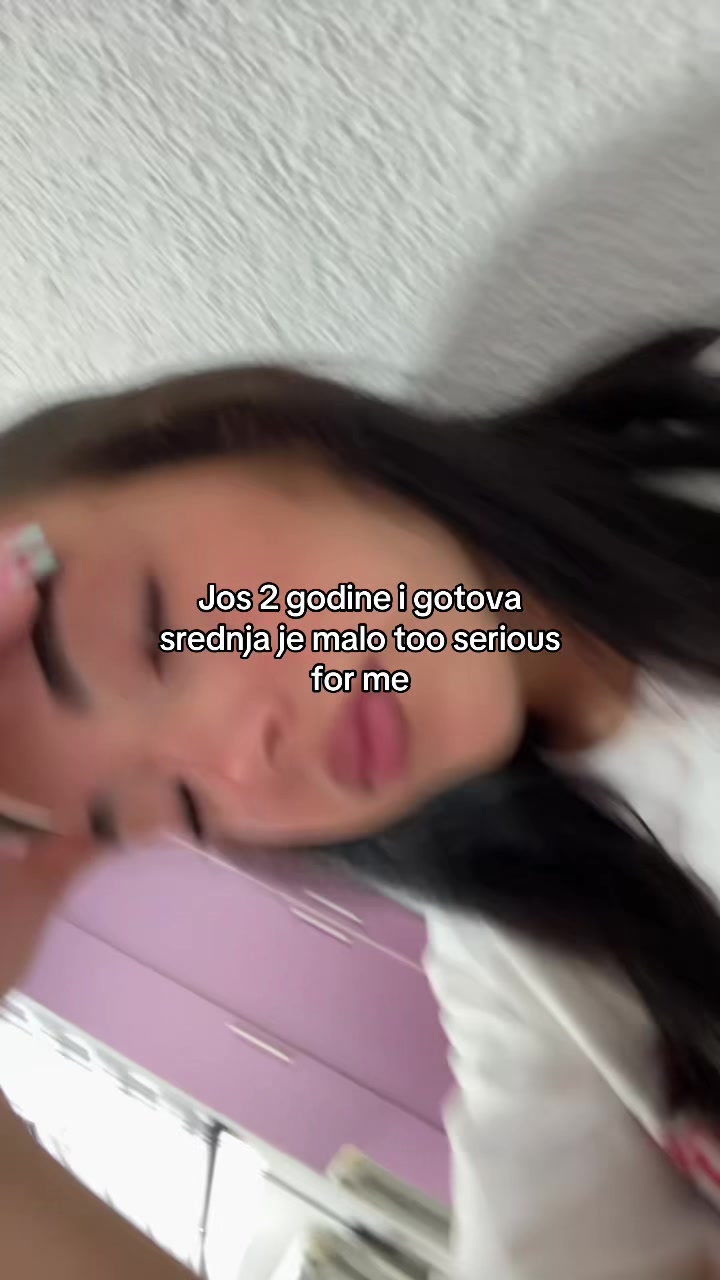 @LaraBarisic