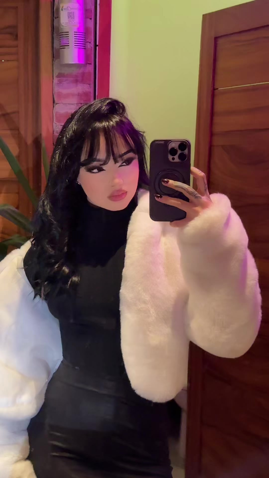 @Tᑌ ᗷᗩᗷY ᗷᖇᗩTᘔ 🐺🖤