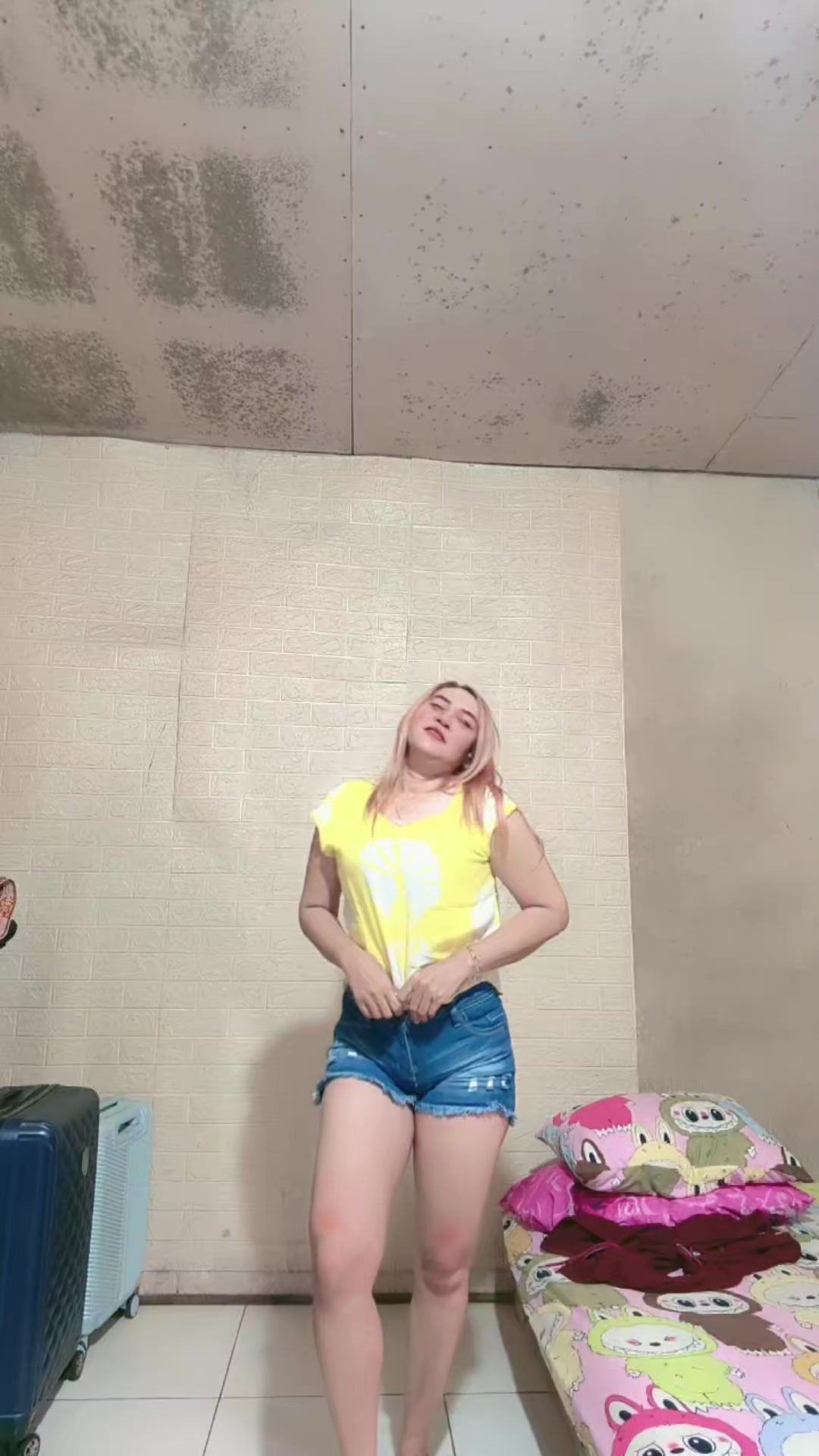 @Veronica magaretha