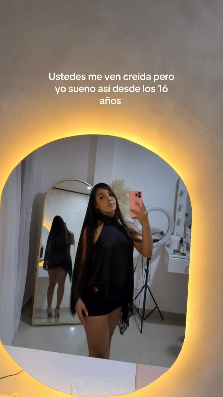 @Camila Cardona