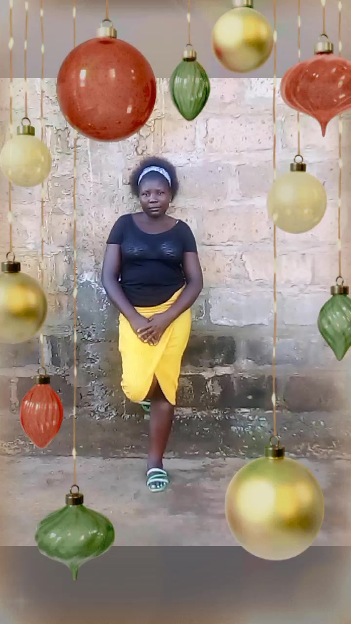 @naomi Majuma