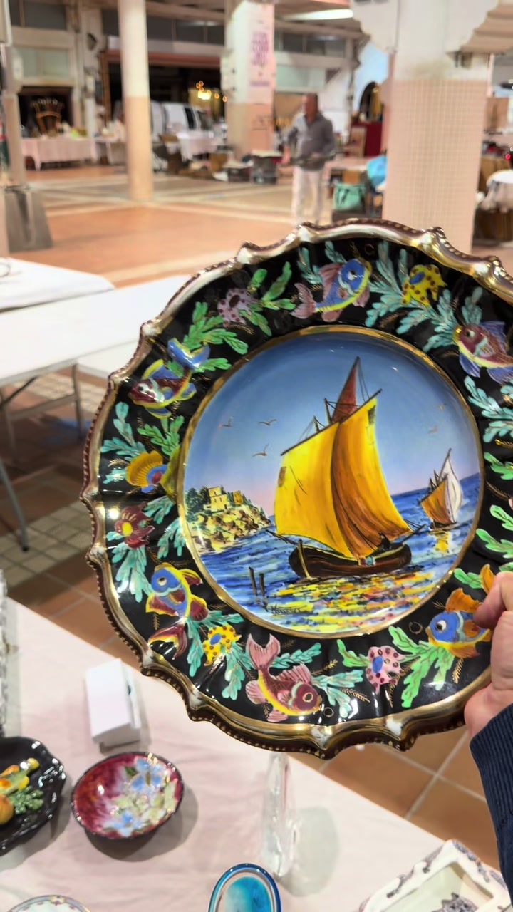 @France Antique Centre