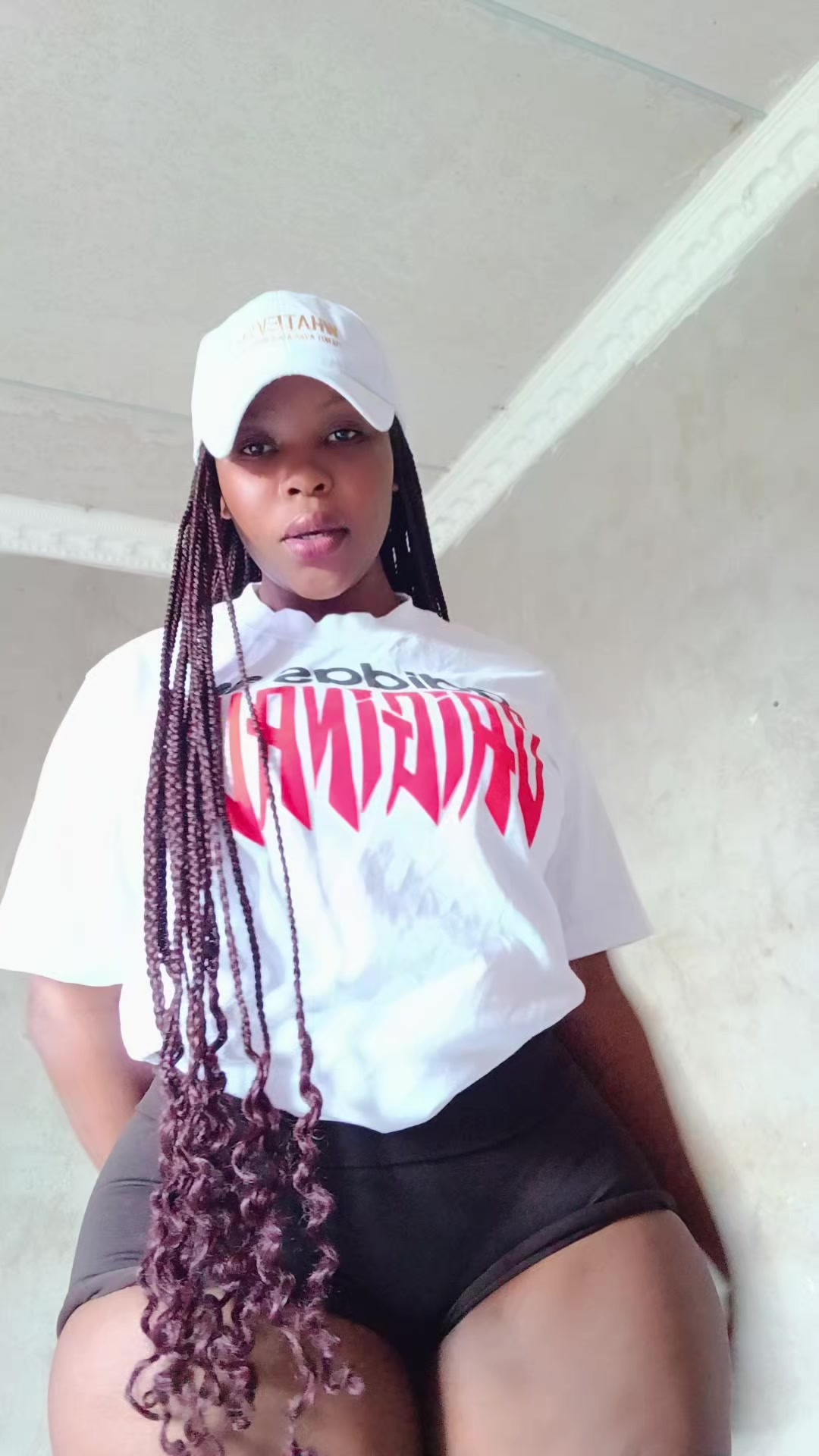 @Nikiwe.