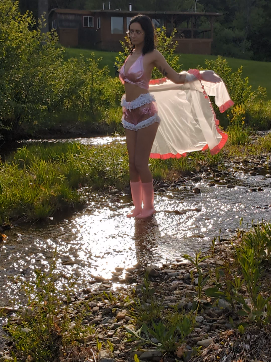 @saint_decadence