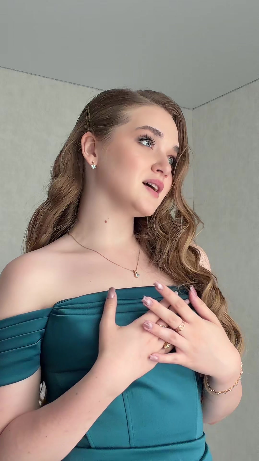 @_angelinabelozerova_
