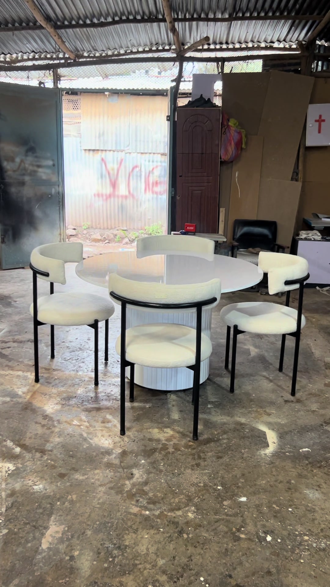 @Hanna Furniture
