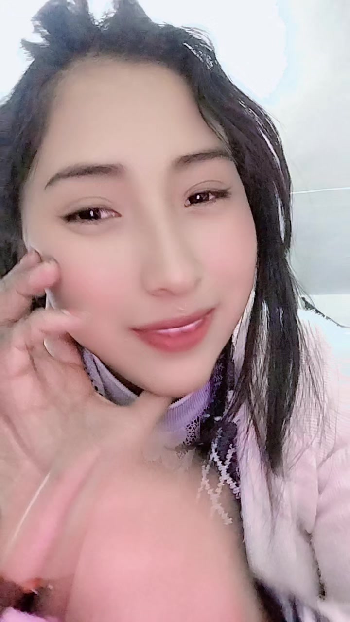 @꧁☬𝕘𝐋єNNⓨ☬꧂