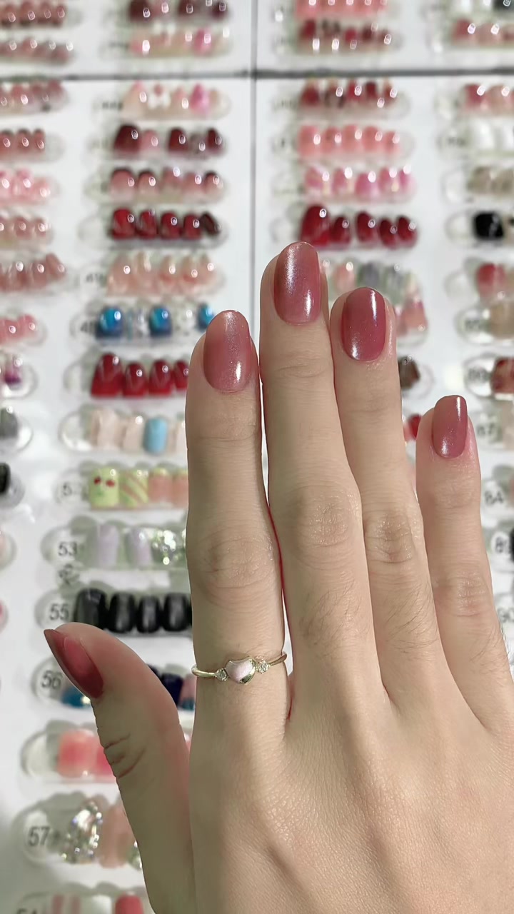 @Molly Nails Ind