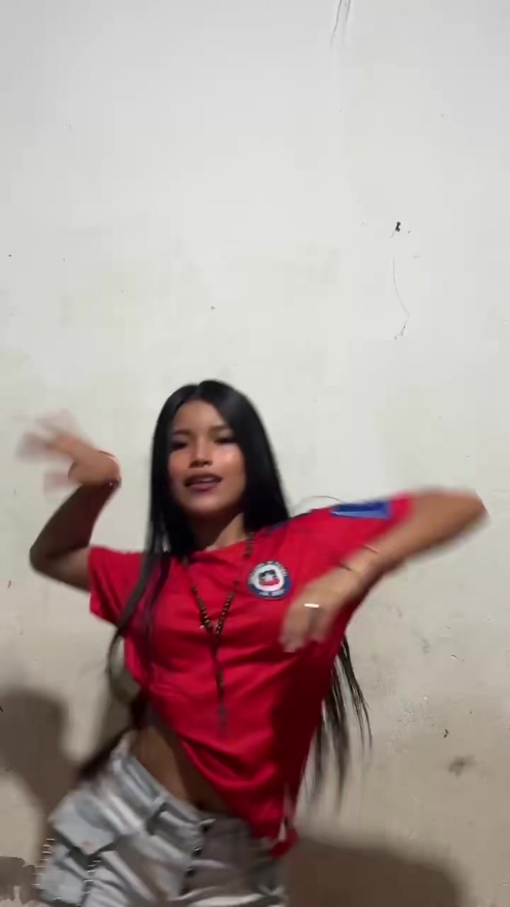 @Melanie🩵