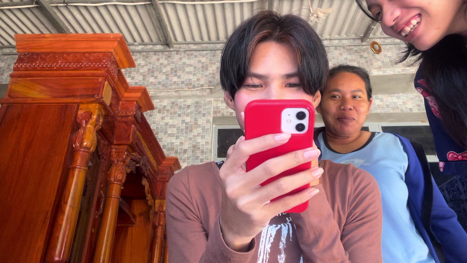 @Ayla-អាយឡា