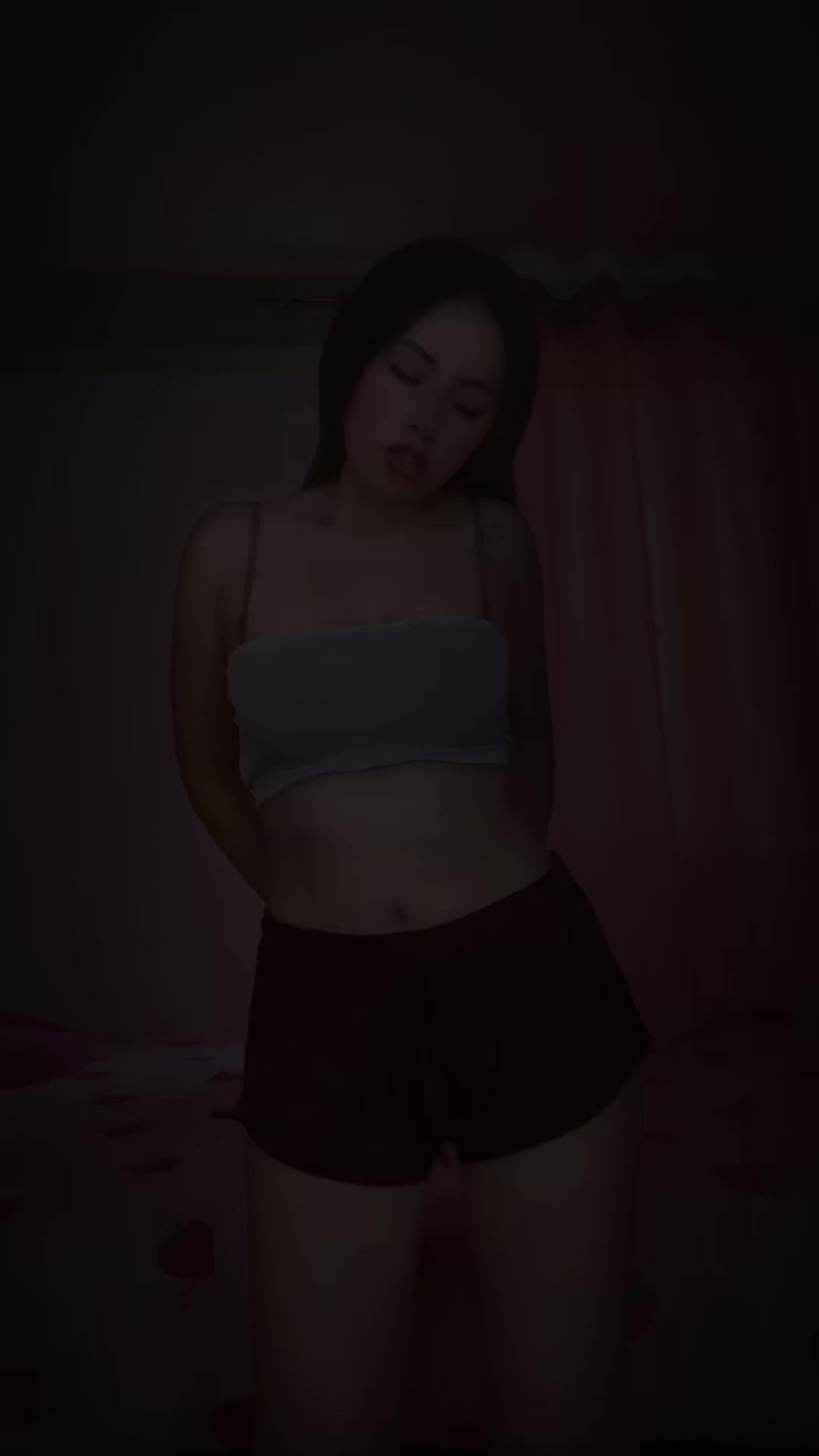 @🐰