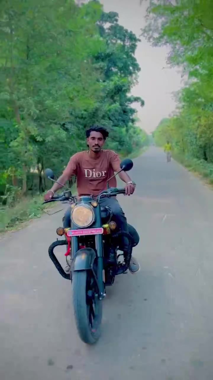 @Chandan_YDV🥰