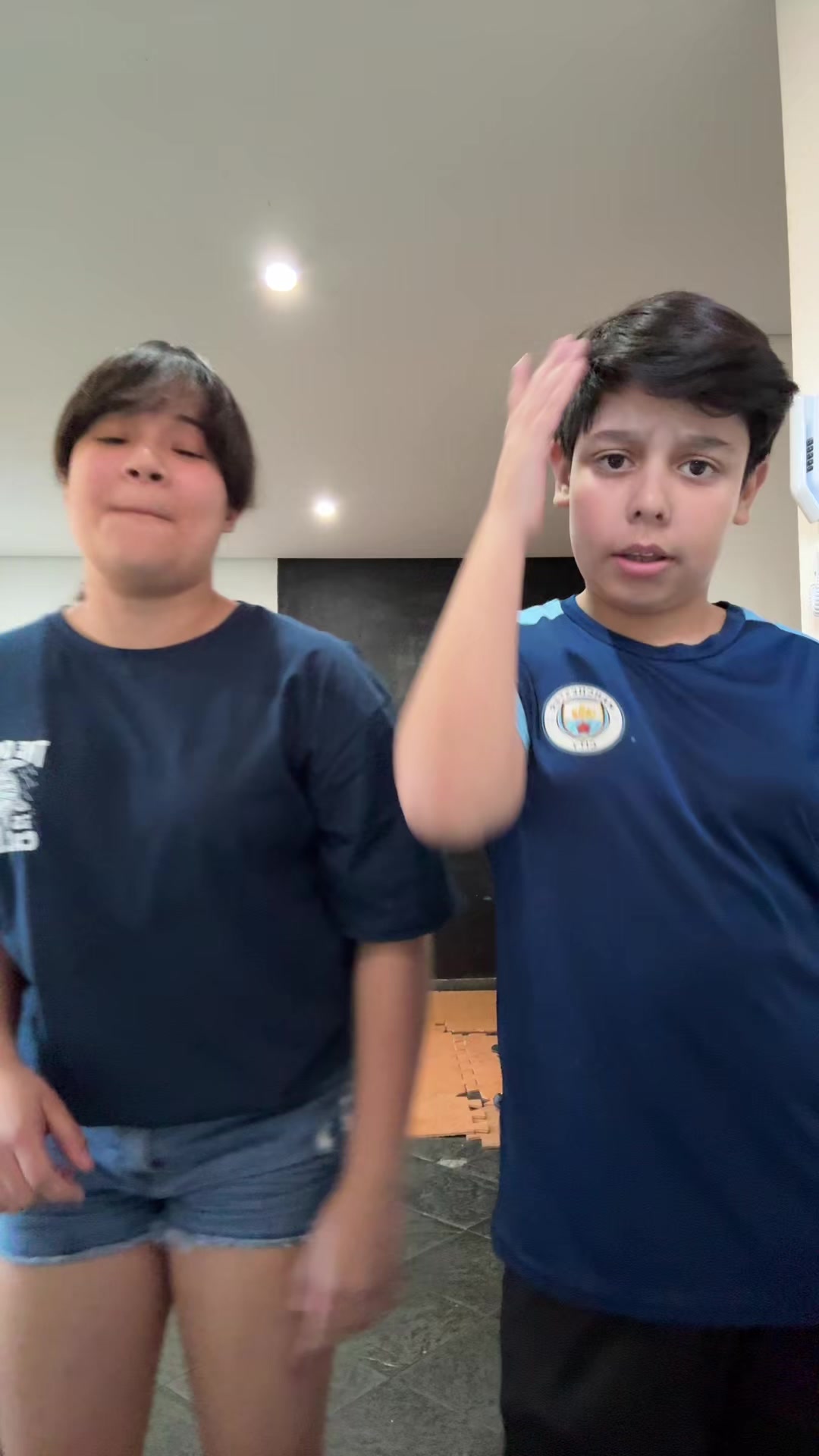 @Irmão da wandinha 👾