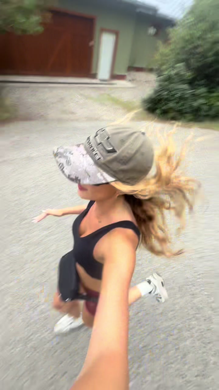 @Olivia Pauline ♡