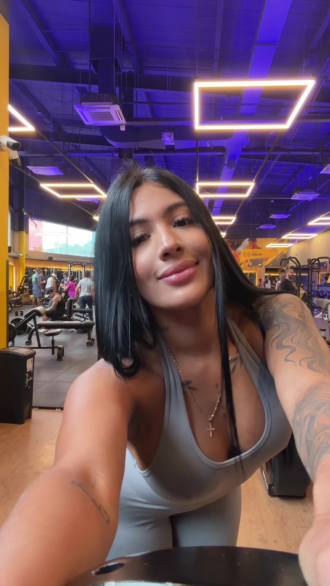 @Mayhernandezof
