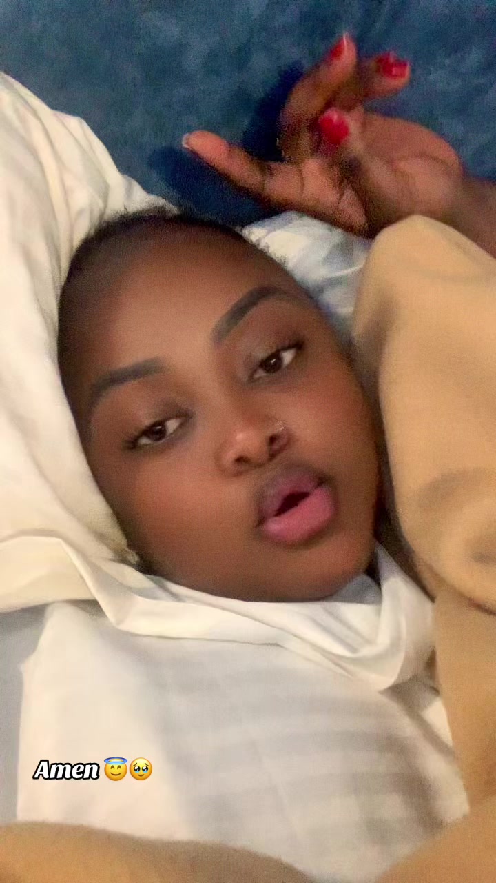 @Bk fille de grâce 💫🦋☘️🇨🇩