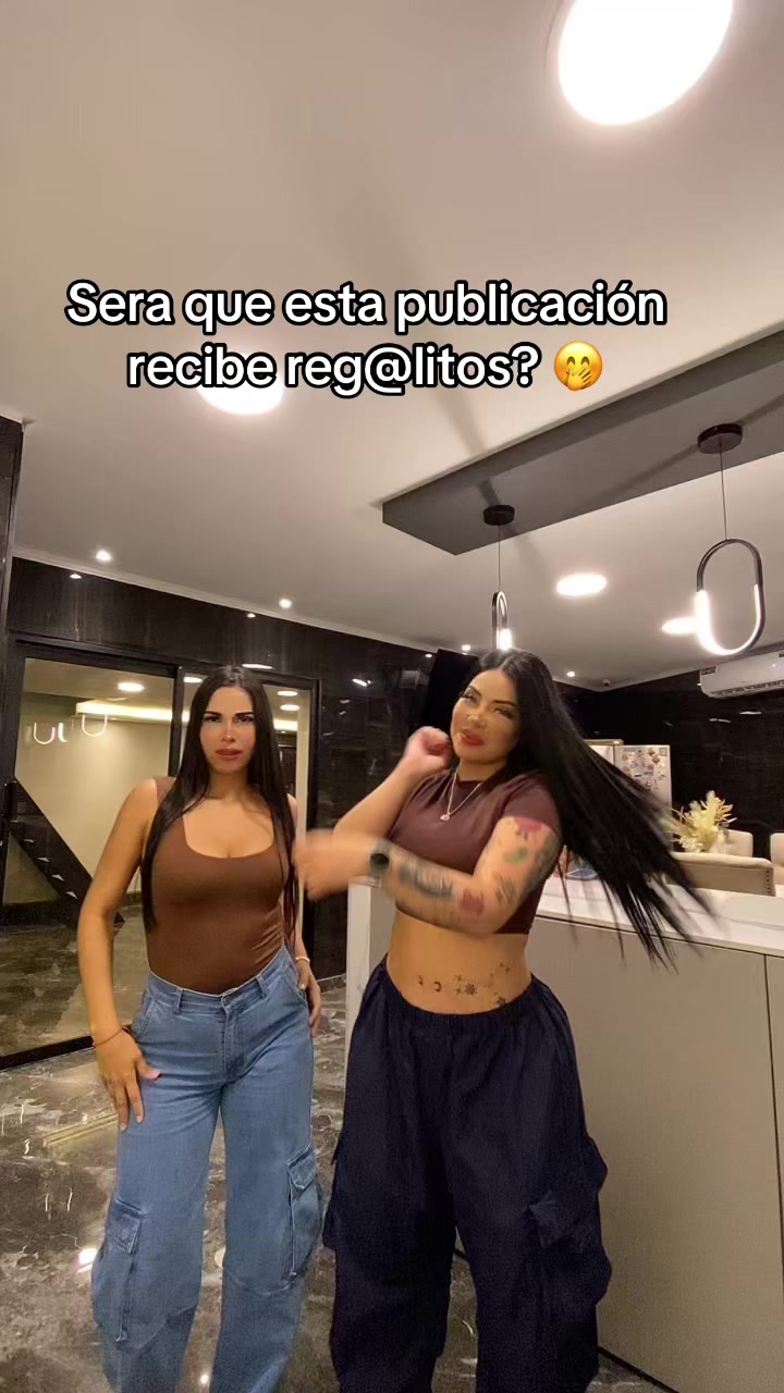 @kellyespinozapoli