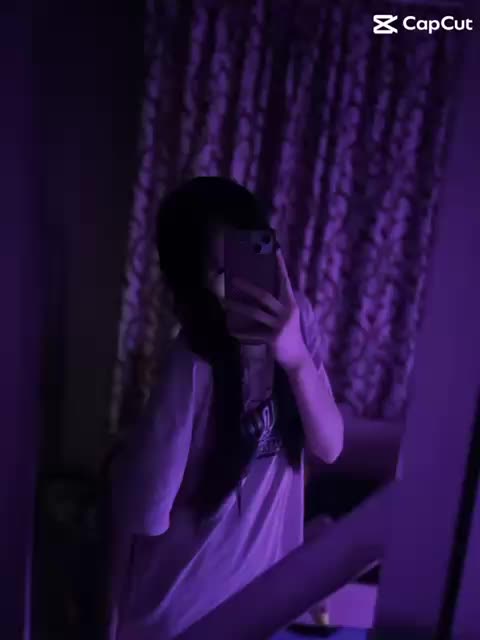 @Cℌℯℛℛℽ 🍒