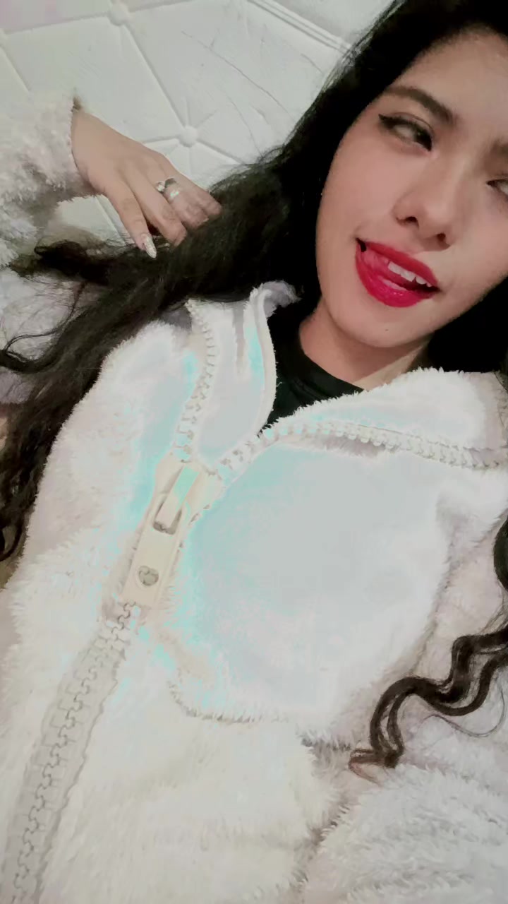@𝓜𝓲𝓼𝓱𝓮𝓵 𝓼𝓬🎀