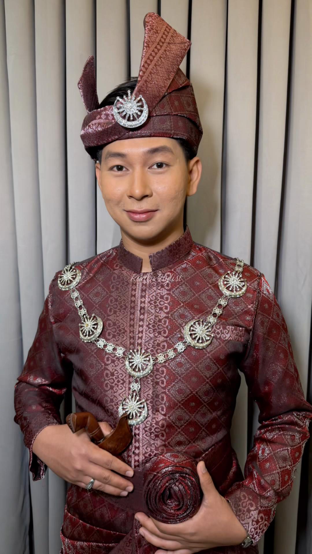 @Raden_GroomStylist