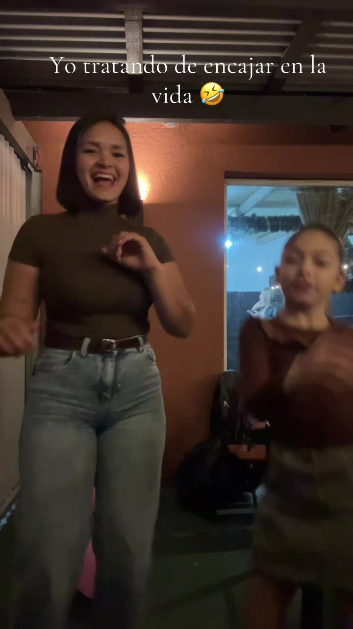 @moni_candia27