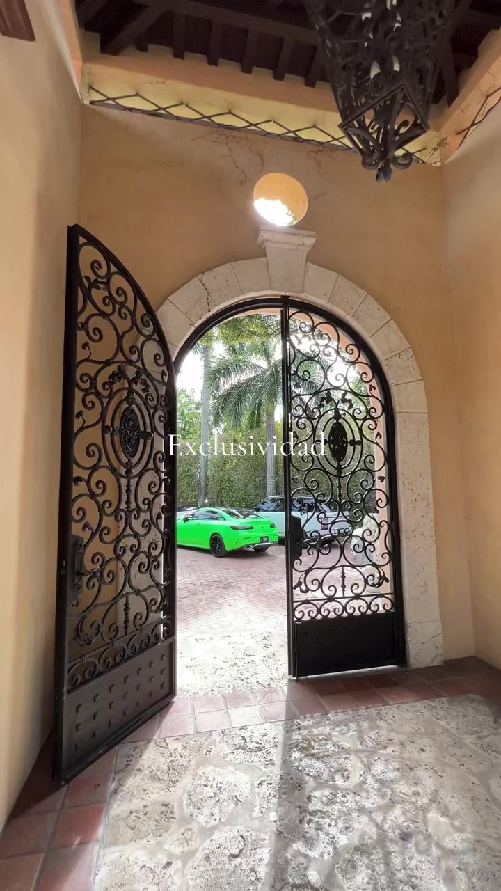 @Solemontesgp.Valentina
