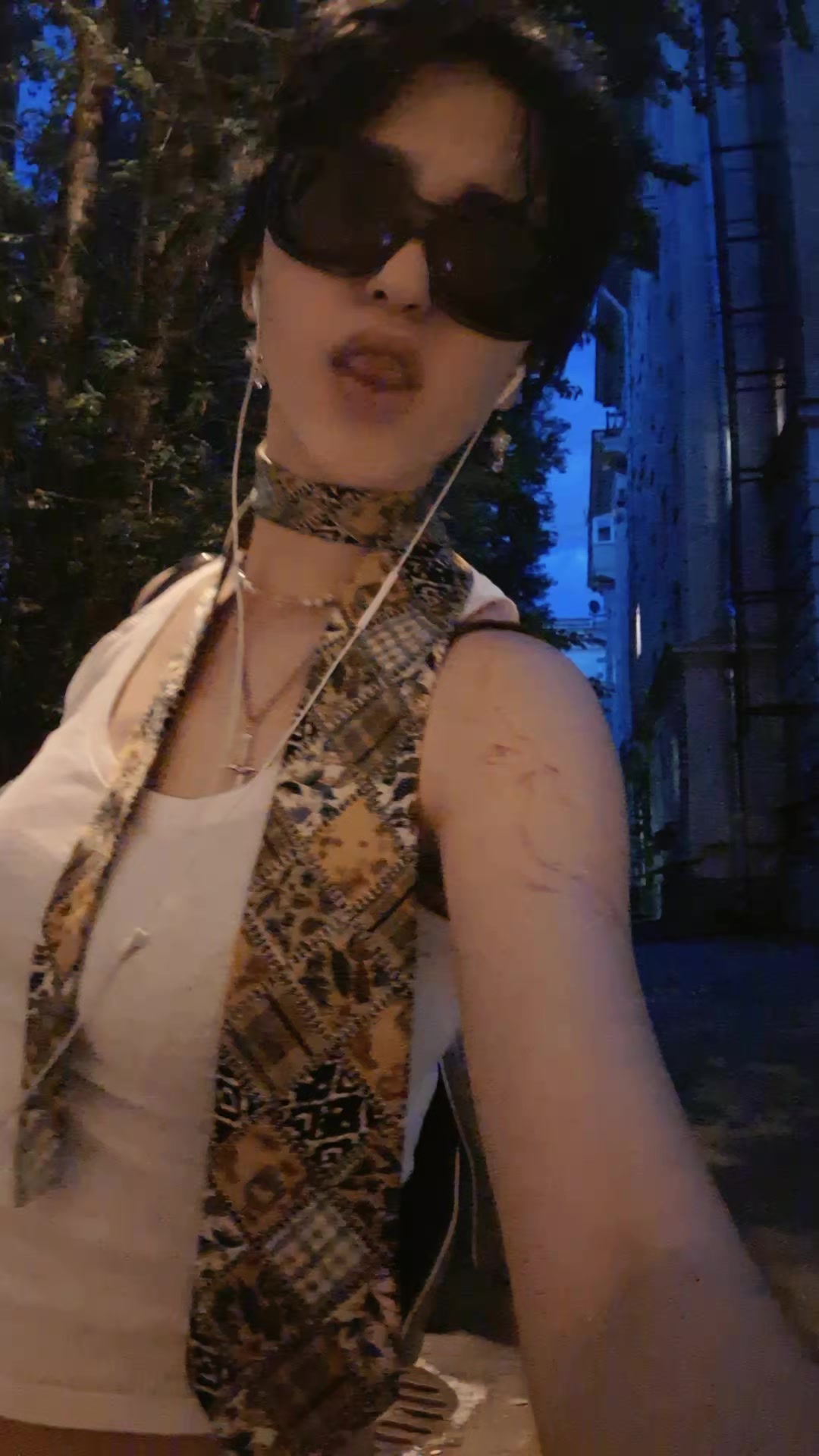 @алексаша