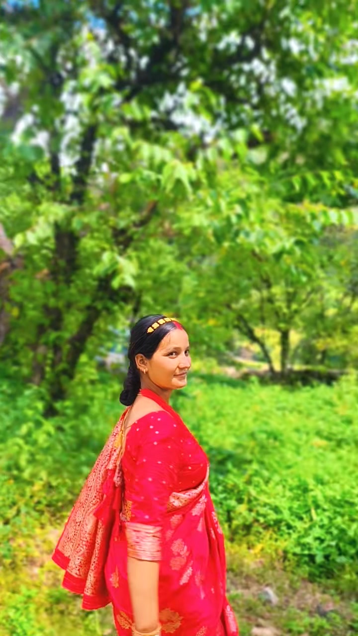 @Ritika🫂💐