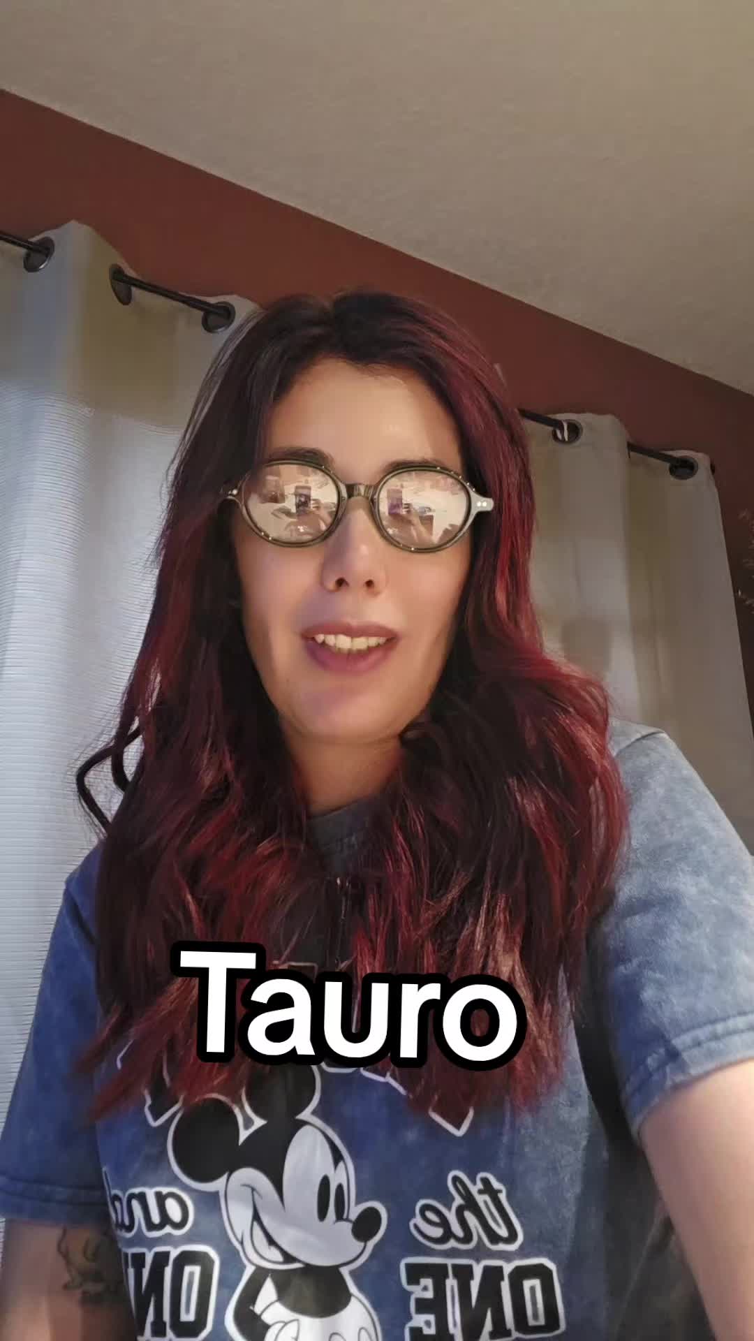 @Mika Luna Vidente