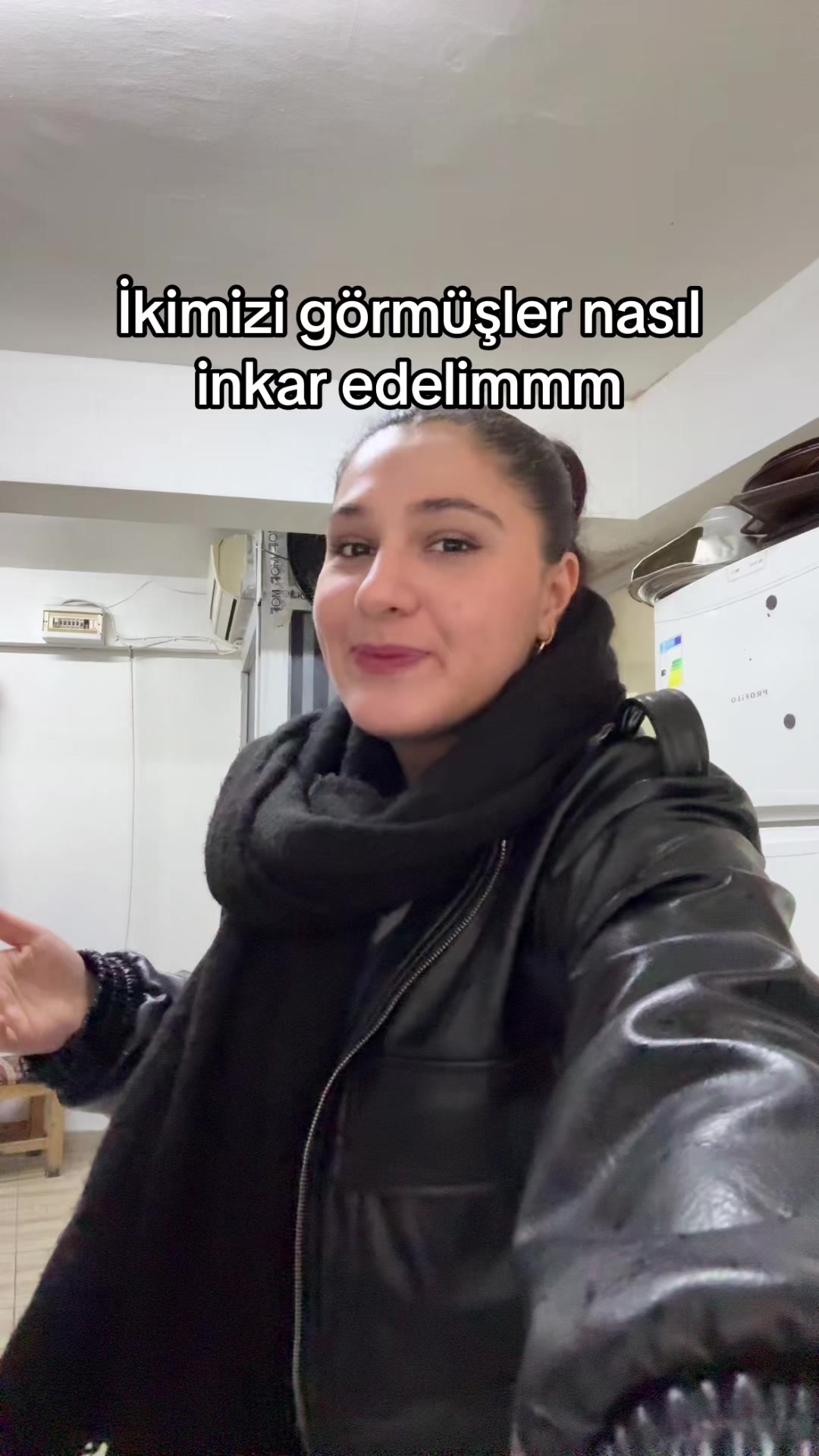 @Ayşenur