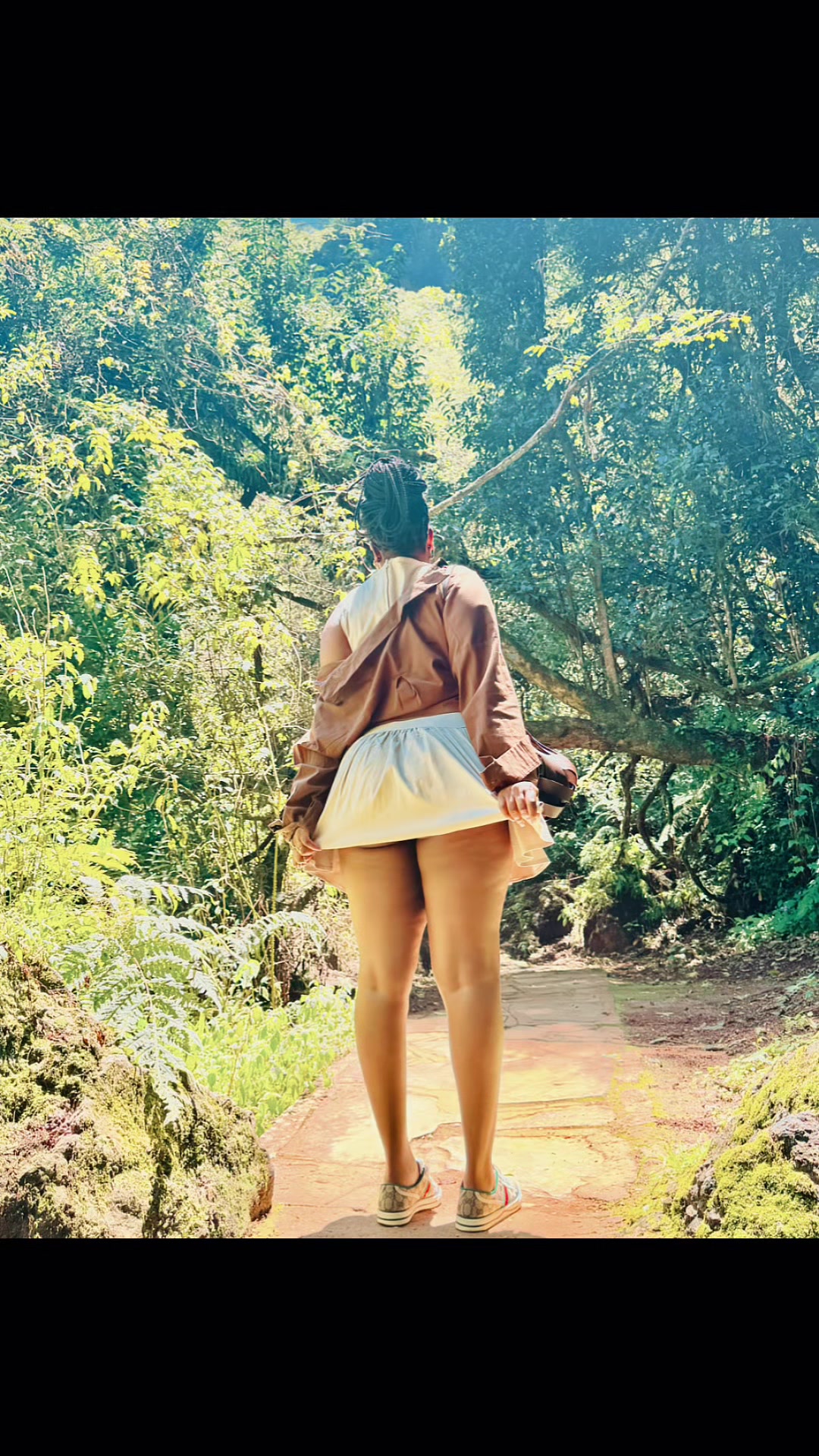 @kholomalele