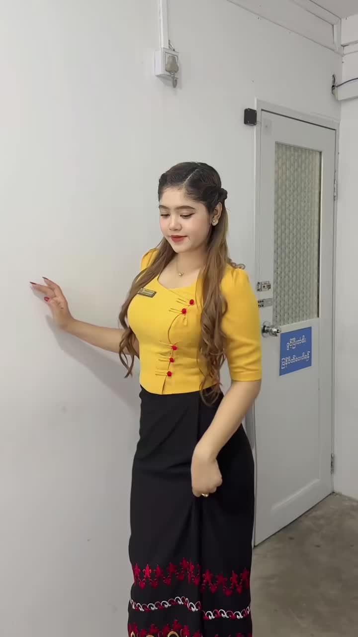 @မြန်မာအလန်းလေးများ